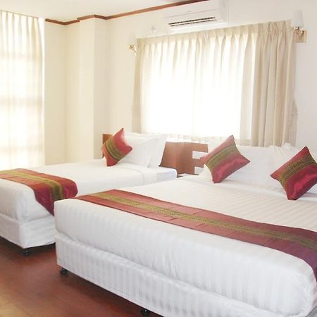 Hotel Memory Sittwe Extérieur photo
