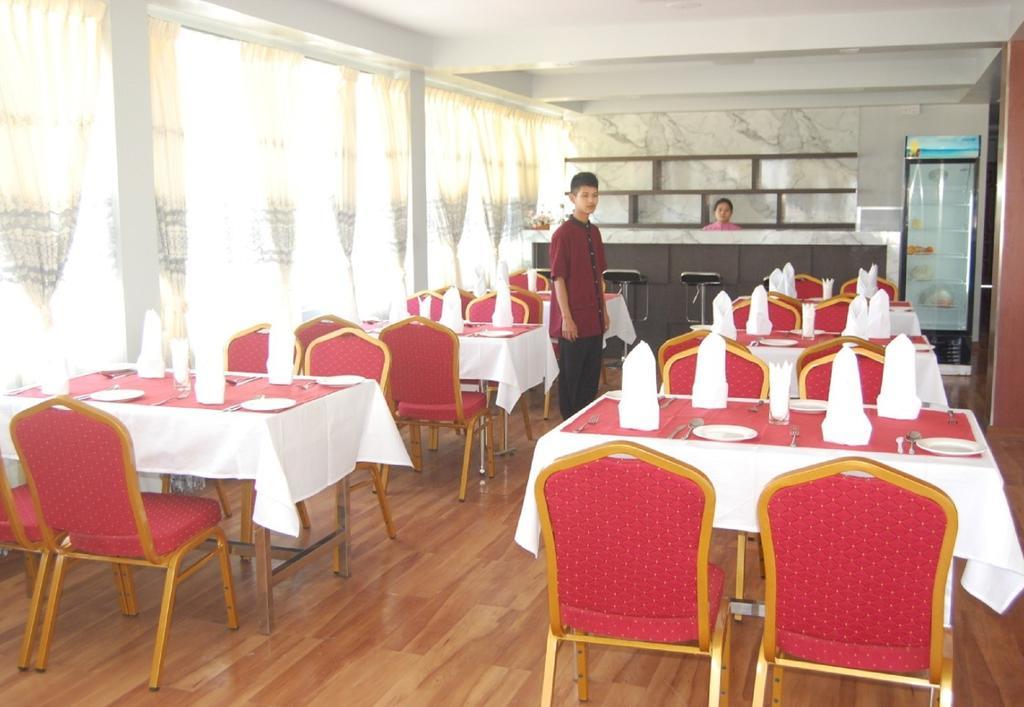 Hotel Memory Sittwe Extérieur photo